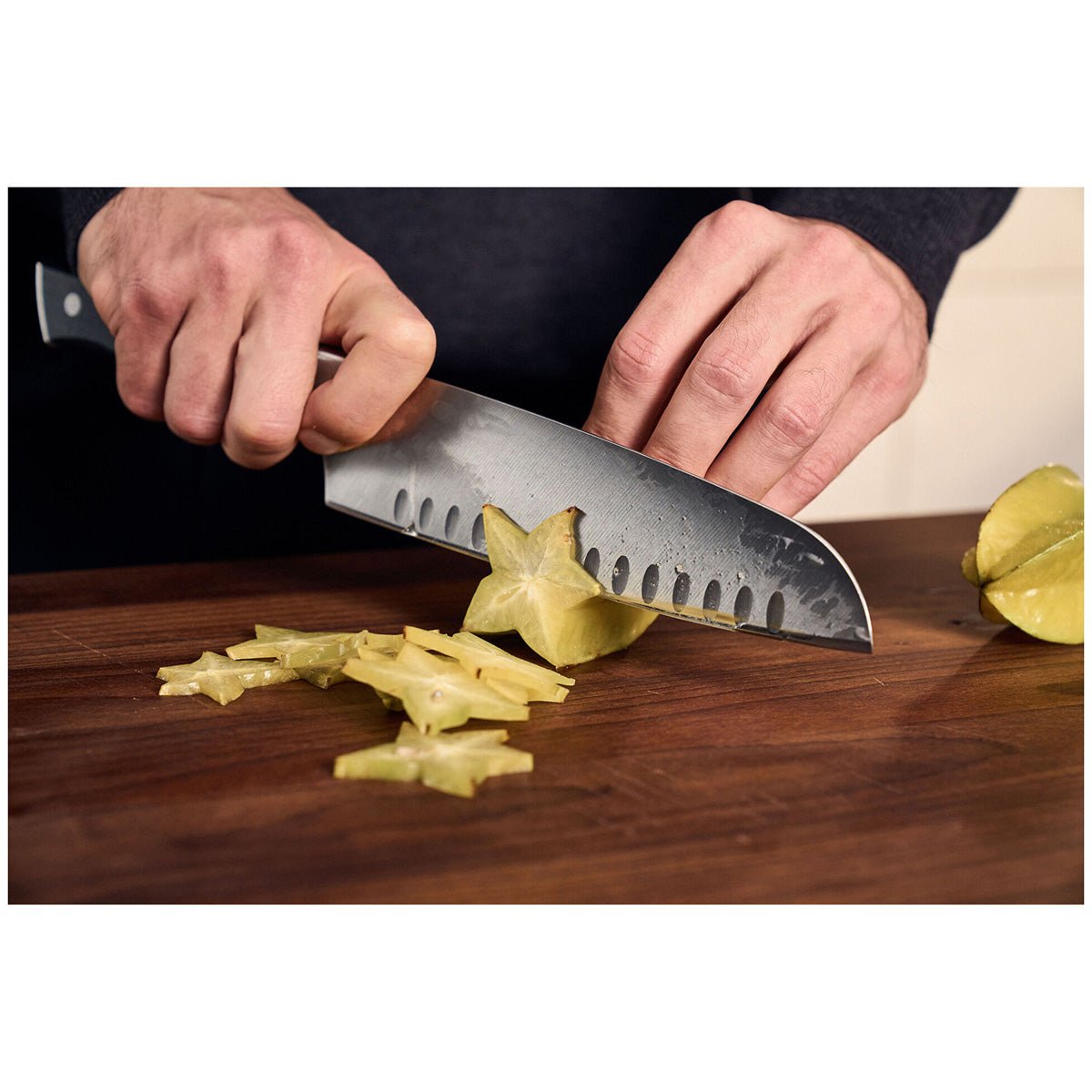 18cm Grønnsakskniv (Santoku), RCF Stål med Dimple - ZWILLING SPECTRUM - KNIVER - Me & Max AS