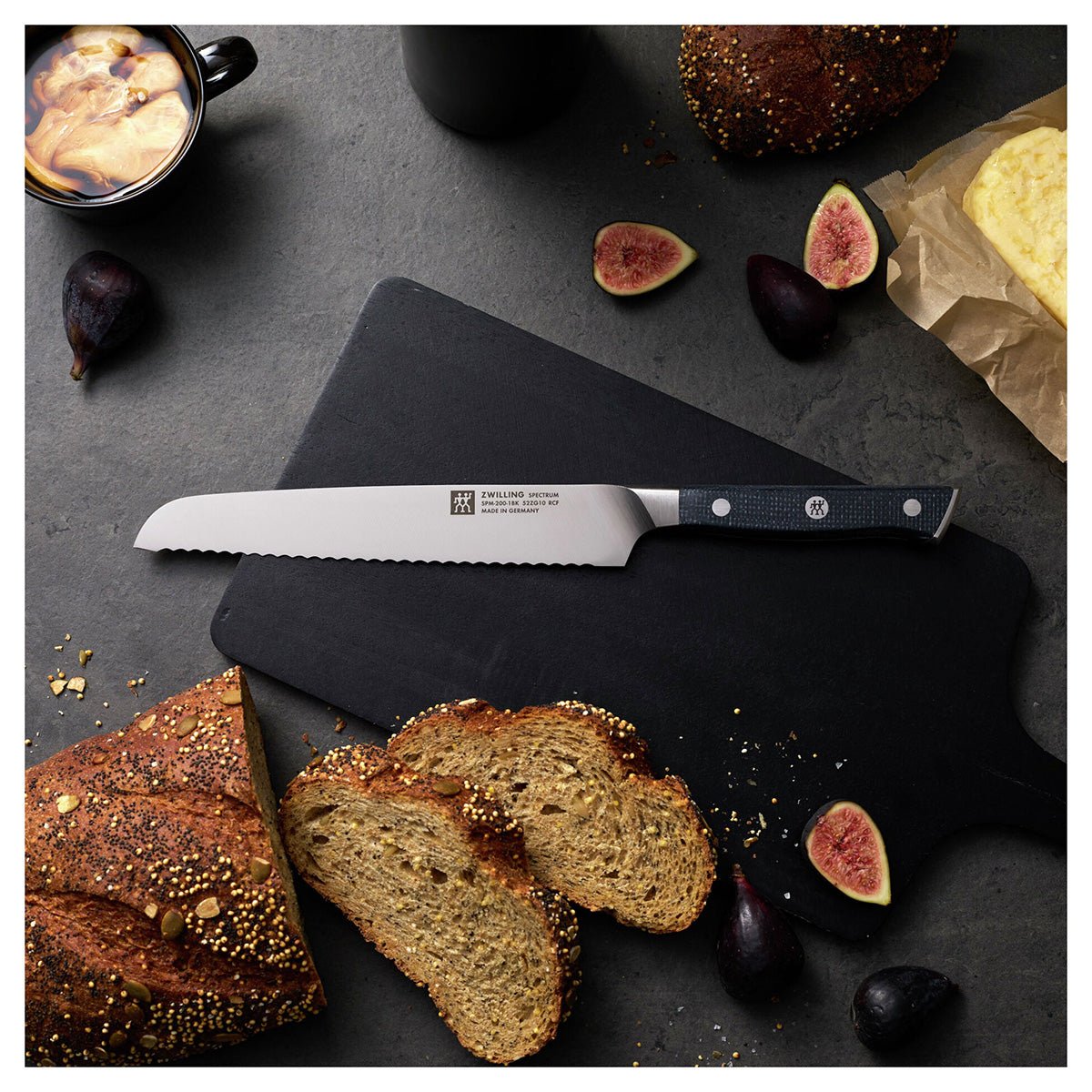 20cm Brødkniv, RCF Stål - ZWILLING SPECTRUM - KNIVER - Me & Max AS