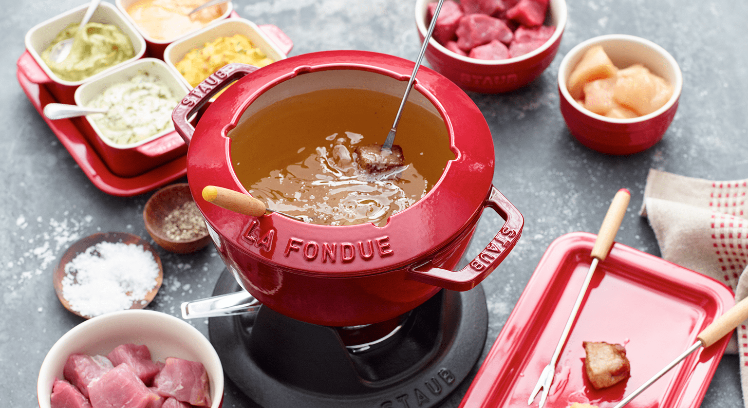 STAUB - Fondue - Me & Max AS