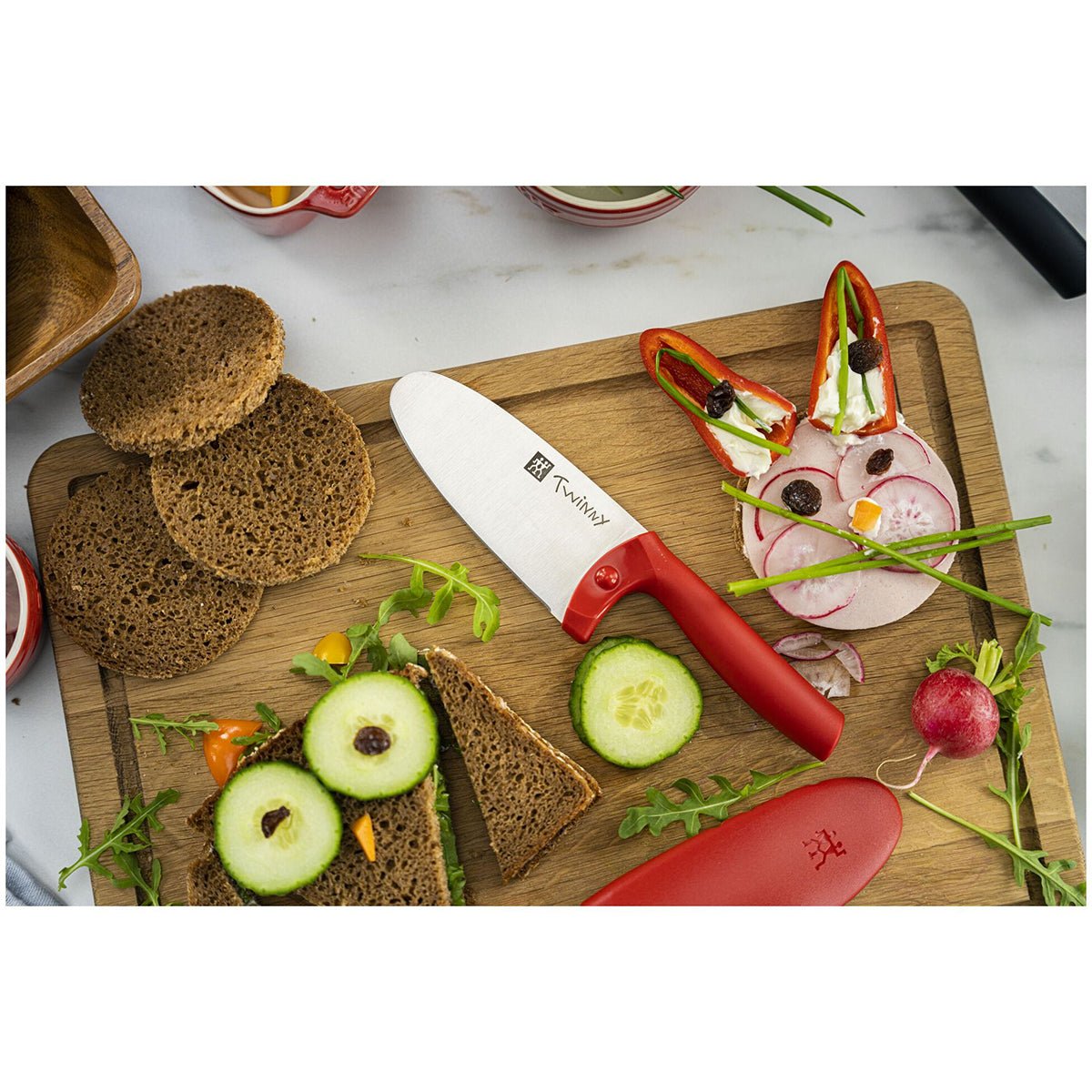 10cm Barnekniv, santoku, rød - ZWILLING TWINNY - KNIVER - Me & Max AS