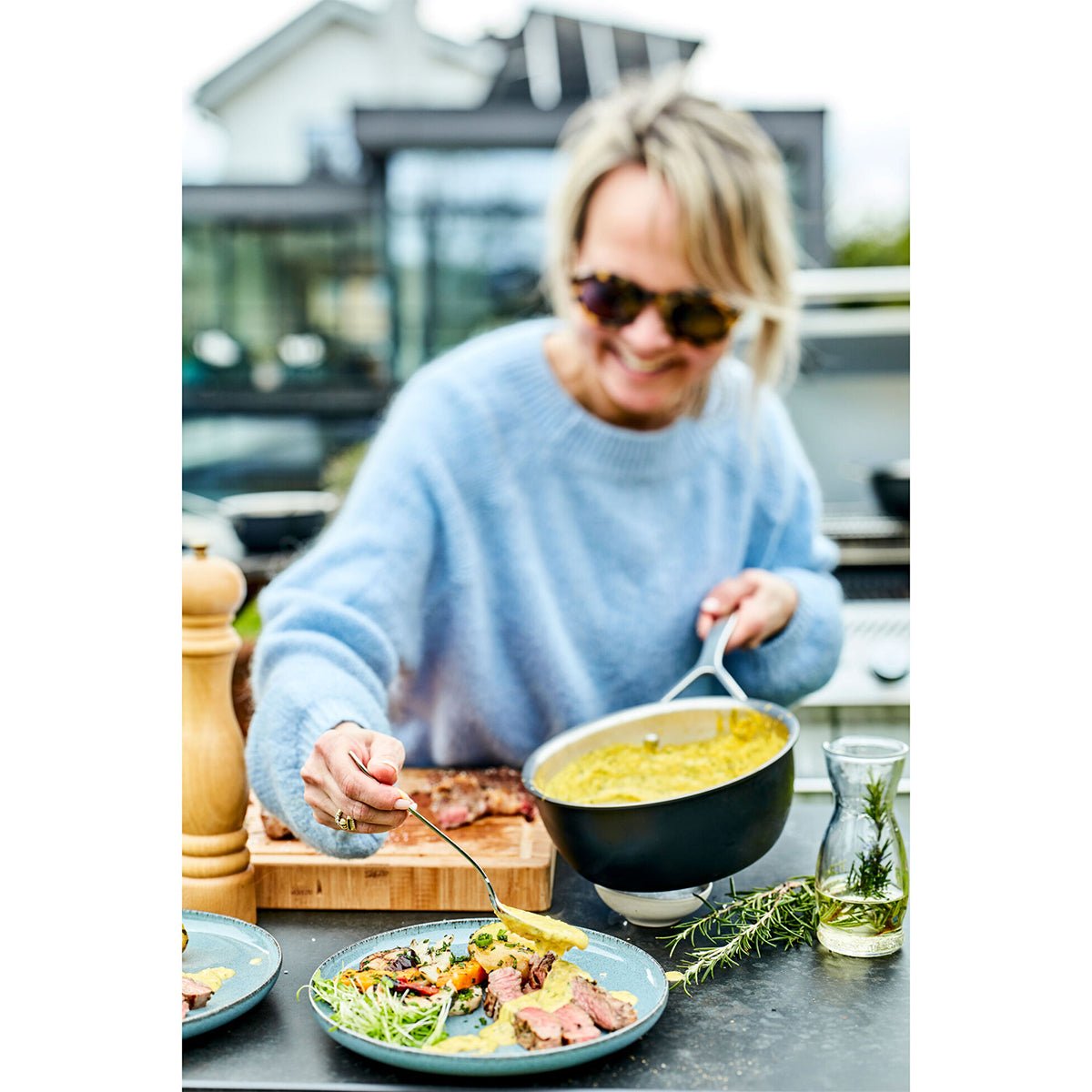 16cm Kjele med lokk 1,5l, 18/10 rustfrit stål - DEMEYERE BLACK 5 - GRYTE - Me & Max AS