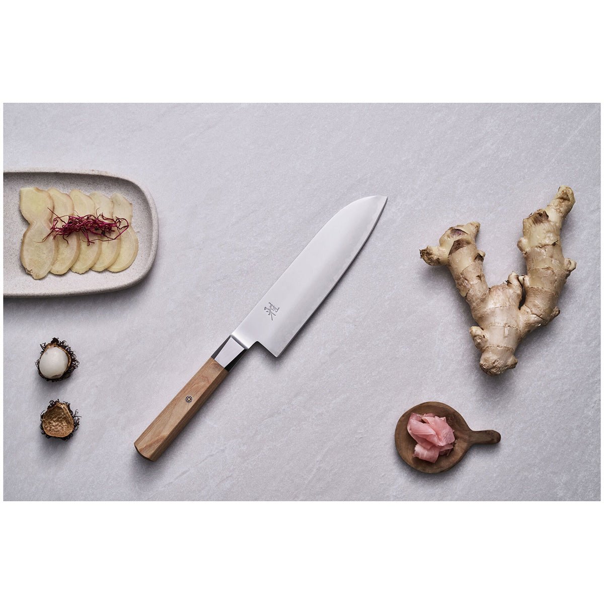 18cm Grønnsakskniv (Santoku), FC61 stål - MIYABI KOKOYA 4000FCv2 - KNIVER - Me & Max AS