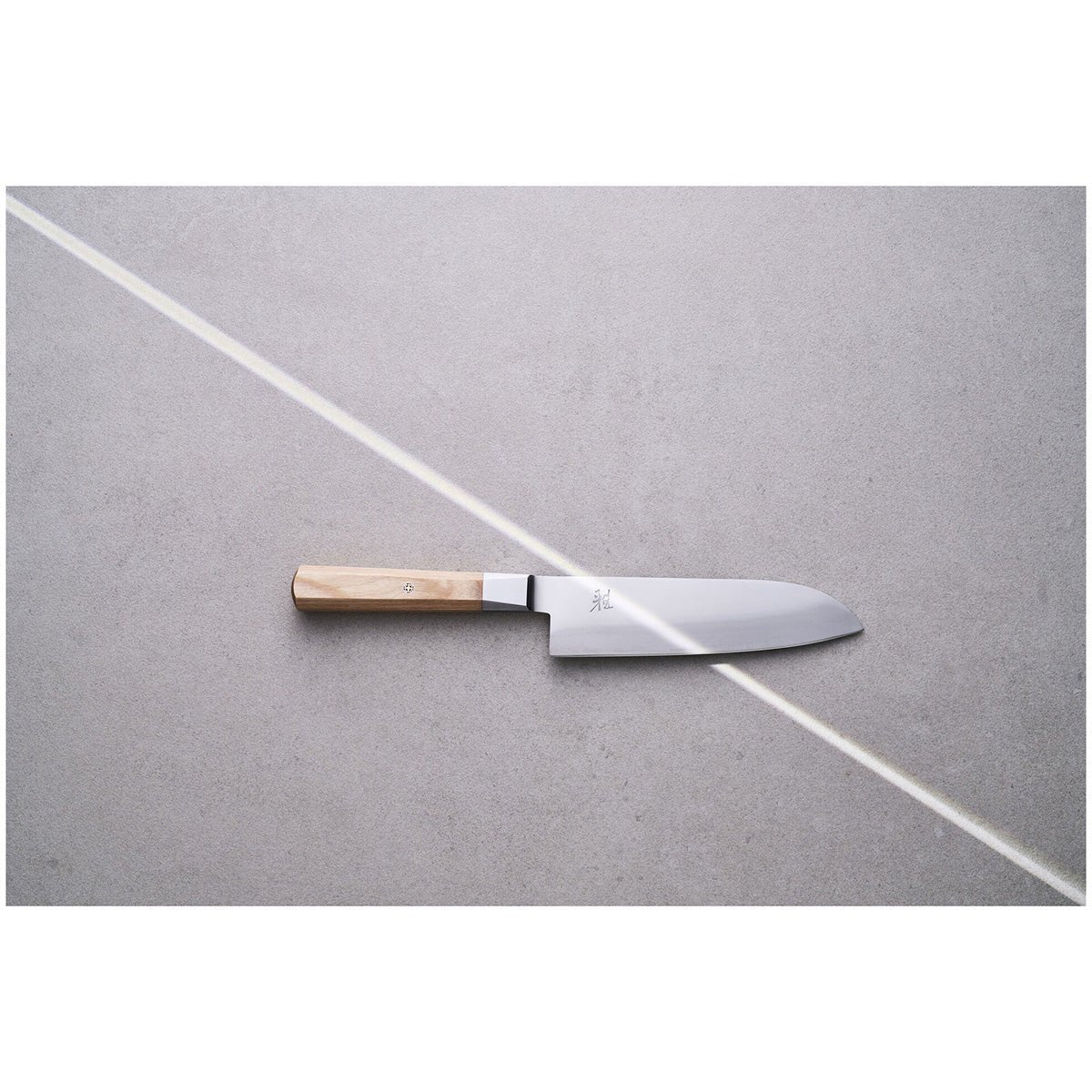 18cm Grønnsakskniv (Santoku), FC61 stål - MIYABI KOKOYA 4000FCv2 - KNIVER - Me & Max AS