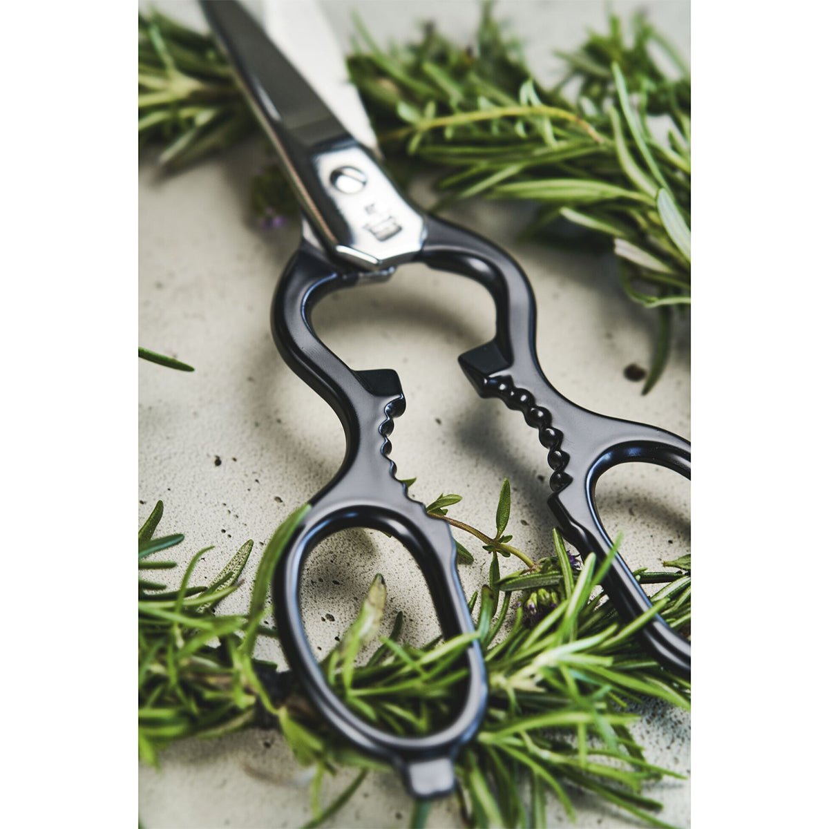 20cm Universalsaks, FRIODUR®stål, svart - ZWILLING SAKS - SAKS - Me & Max AS