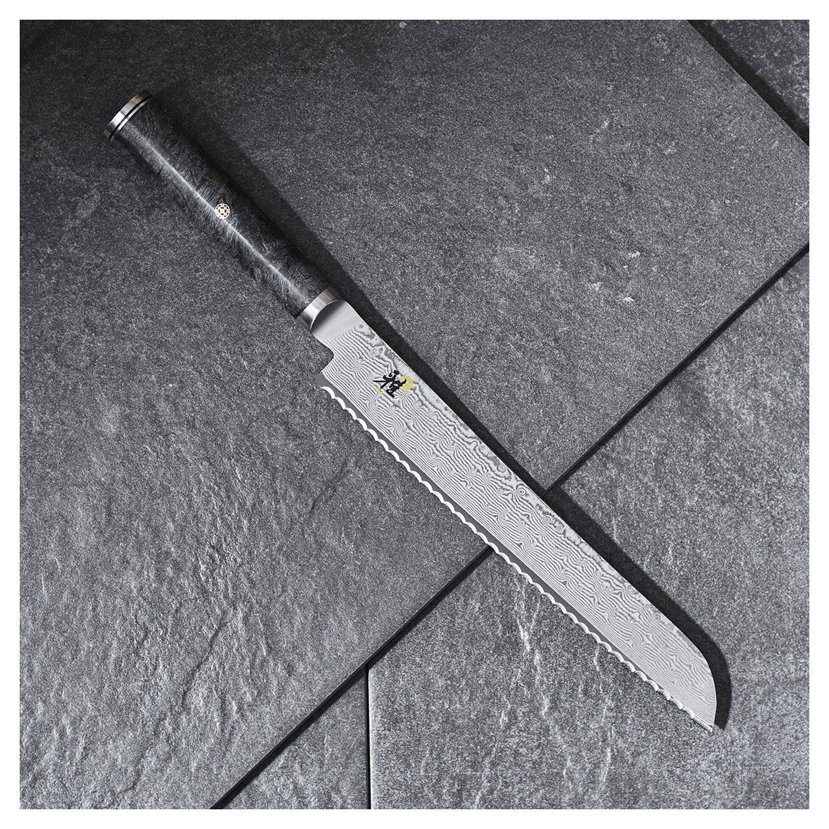 23cm Brødkniv, MC66 pulverstål - MIYABI 5000MCD 67 - KNIVER - Me & Max AS