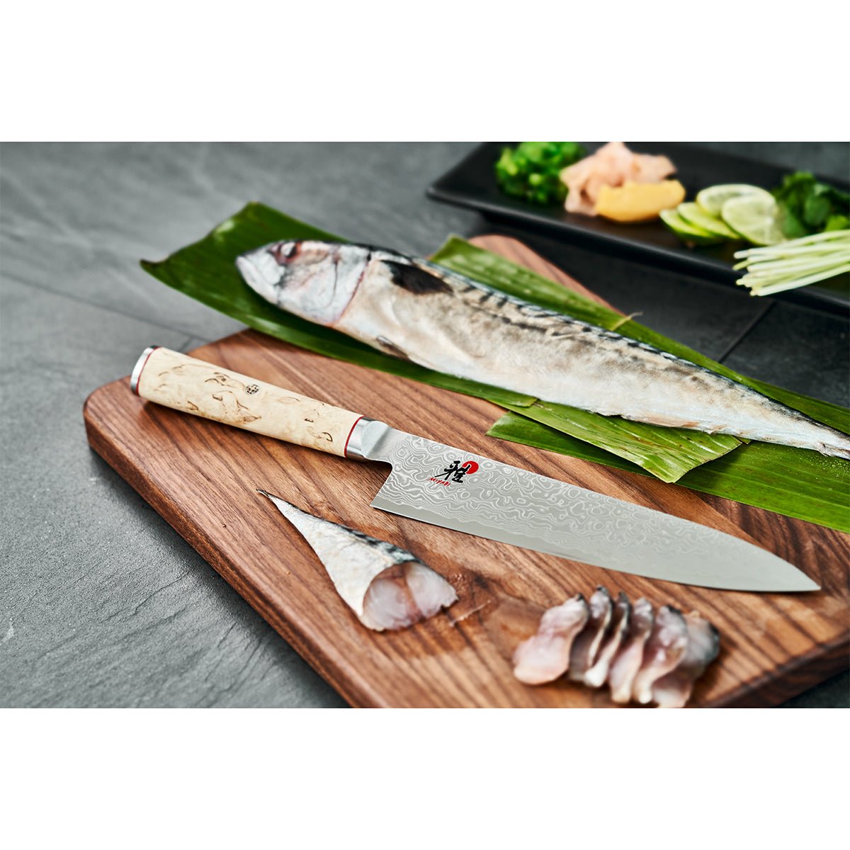 24cm Kokkekniv, SG2 pulverstål, Gyotoh - MIYABI 5000MCD - KNIVER - Me & Max AS