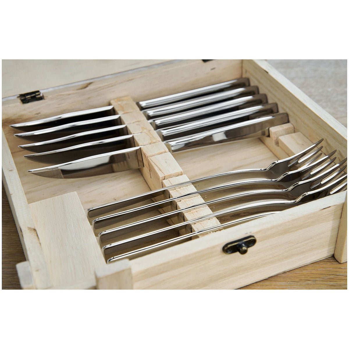Bestikksett Biffkniver og - gafler, 6 x 2stk, 18/10 stål - ZWILLING BESTIKK - BESTIKK - Me & Max AS