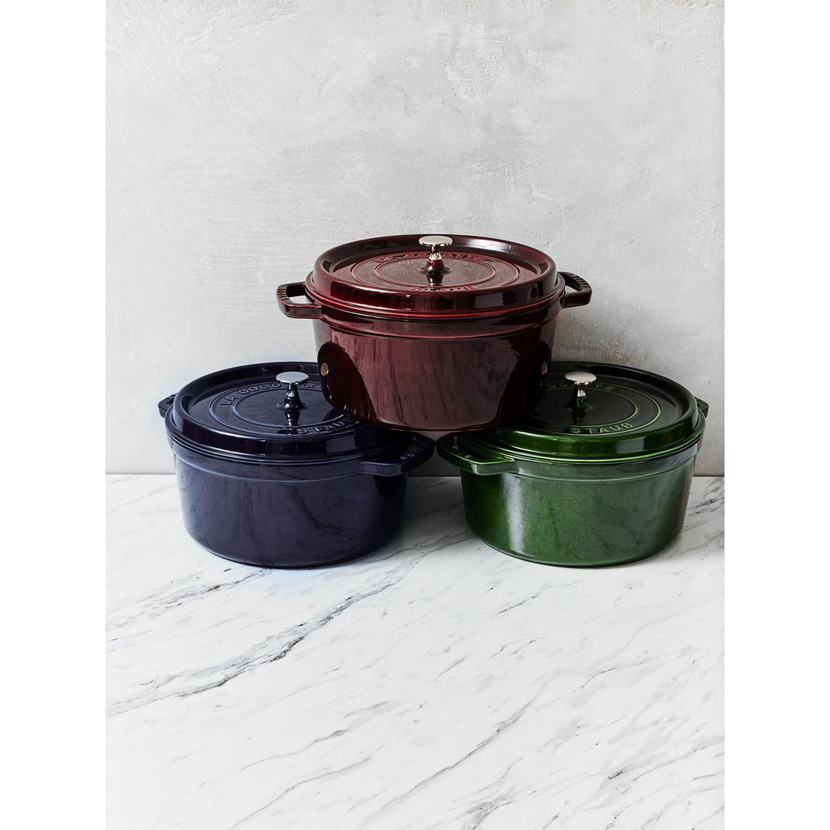 Cocotte Gryte 28cm / 6,7l, Rund, Grenadine, Støpejern - STAUB 🇫🇷 - GRYTE - Me & Max AS