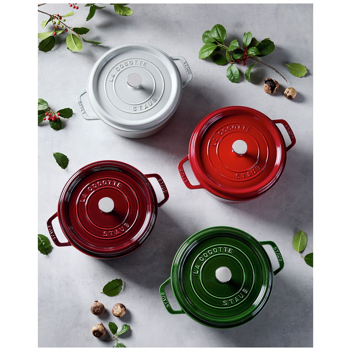 Cocotte Gryte 28cm / 6,7l, Rund, Grenadine, Støpejern - STAUB 🇫🇷 - GRYTE - Me & Max AS