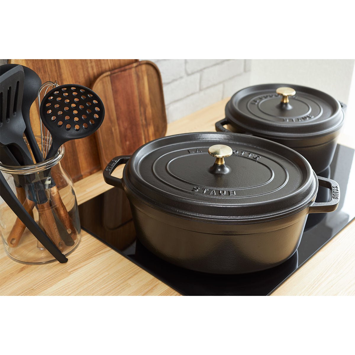 Cocotte Gryte 41 cm / 12,0l, Oval, Svart, Støpejern - STAUB 🇫🇷 - GRYTE - Me & Max AS