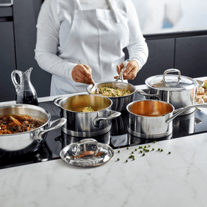 Demeyere Atlantis 7 Gryte med lokk, Konisk (4,8L / 28cm) - Rustfritt Stål - GRYTE - Me & Max AS