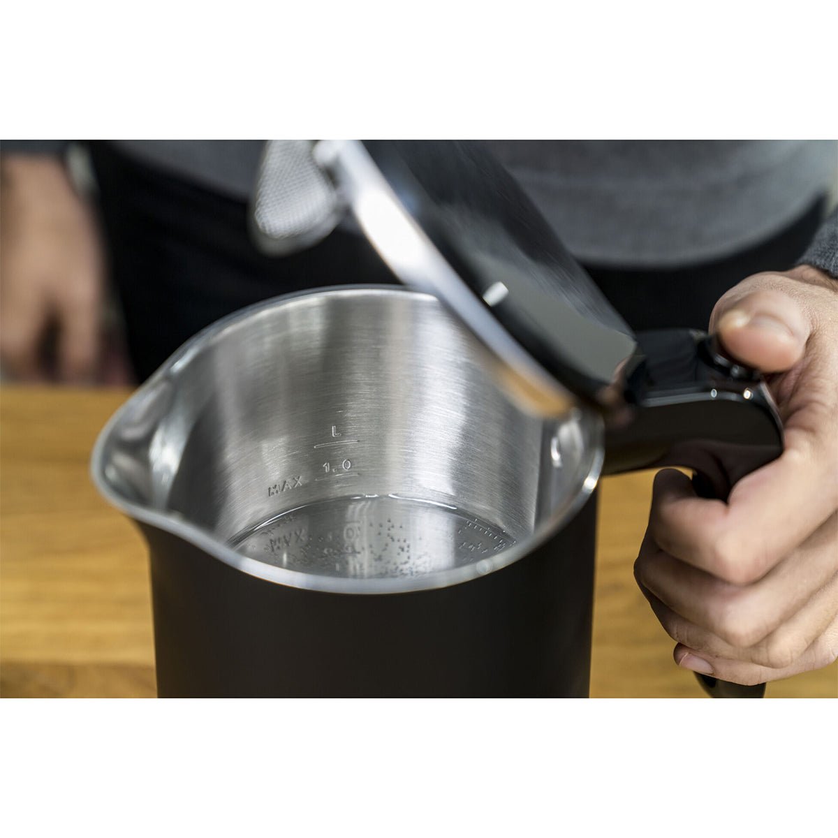 Elektrisk vannkoker, 1,5l, Svart - ZWILLING ENFINIG - KJØKKENYTSTYR - Me & Max AS