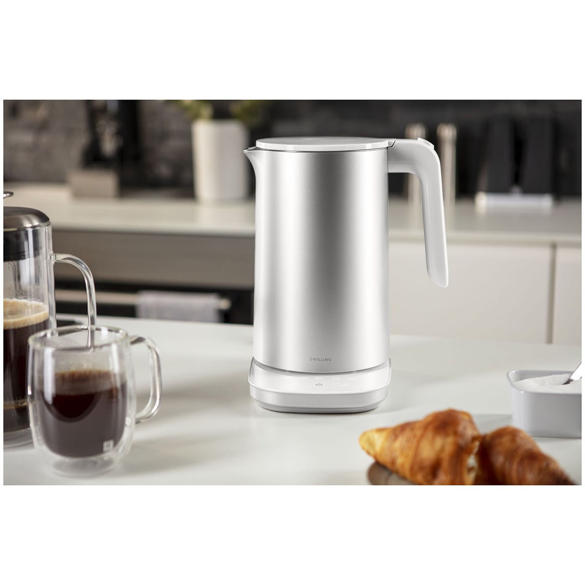 Elektrisk vannkoker PRO, 1,5l, Sølvfarget - ZWILLING ENFINIG - KJØKKENYTSTYR - Me & Max AS
