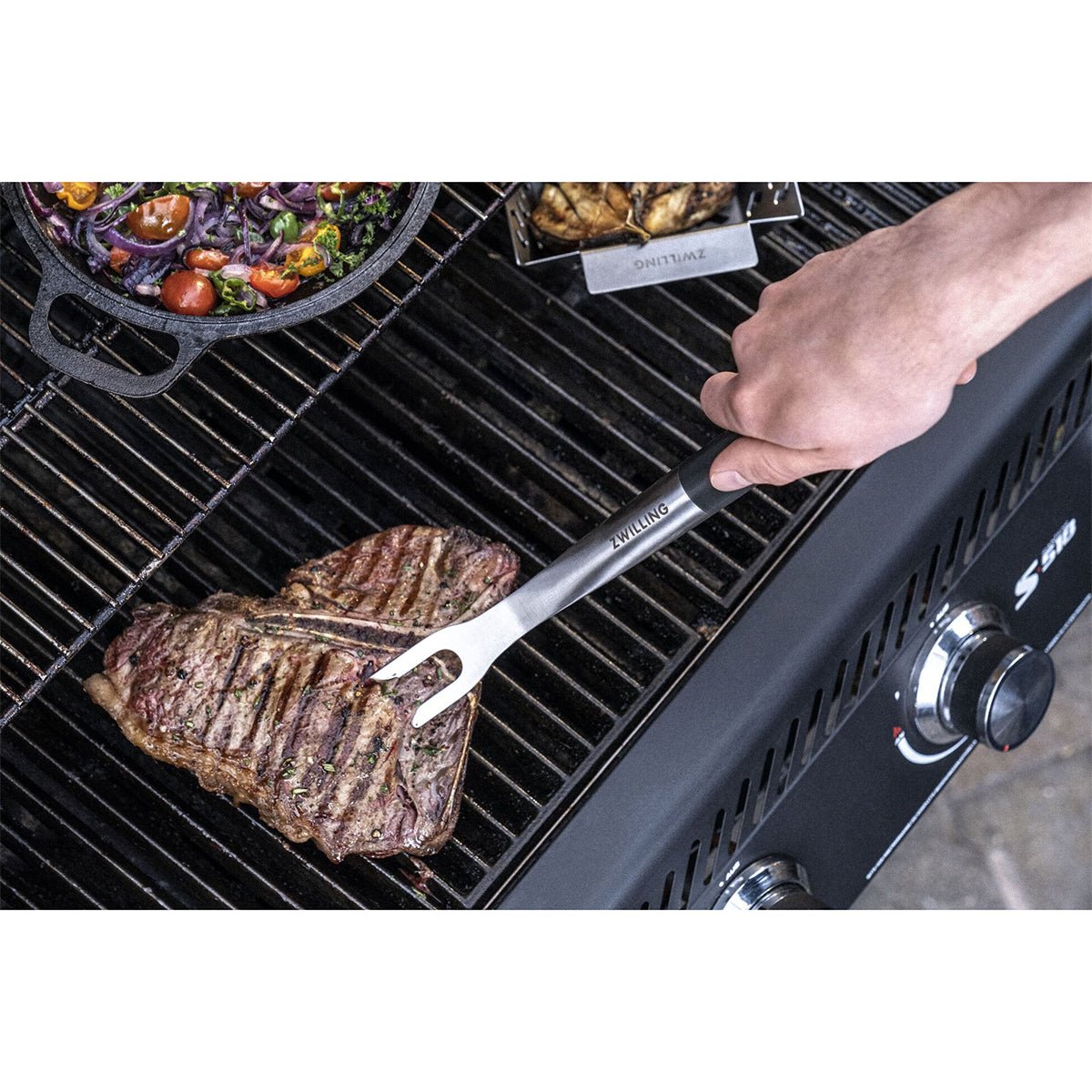 Grillgaffel, 40cm, rustfritt stål - ZWILLING BBQ+ - BBQ - Me & Max AS