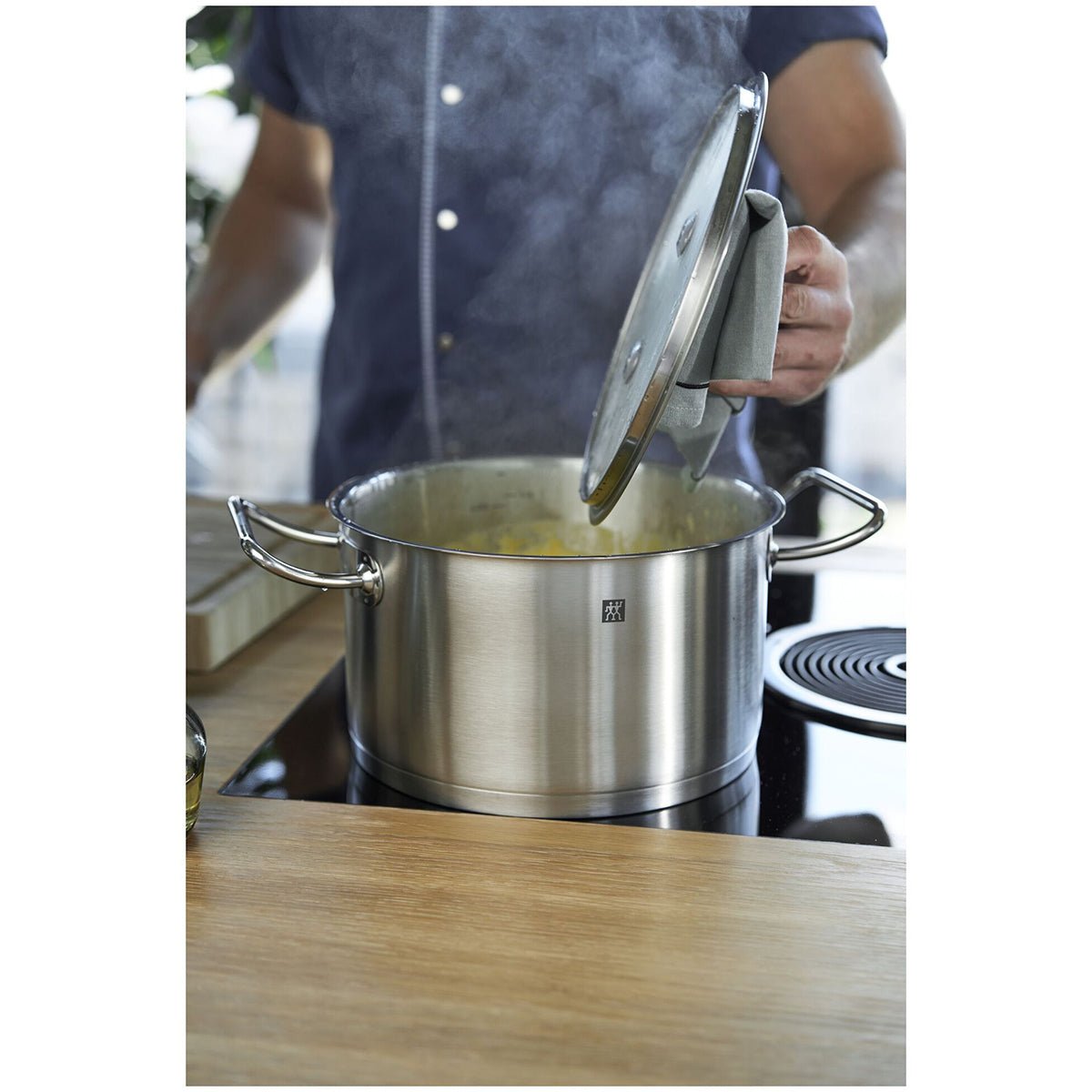 Gryte 20cm, 3,0l, 18/10 rustfritt stål, sølvfarget - ZWILLING PRO - GRYTE - Me & Max AS