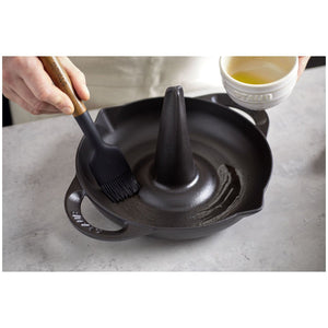 Matpensel i silikon (22cm), sort - STAUB KJØKKEN - KJØKKENYTSTYR - Me & Max AS
