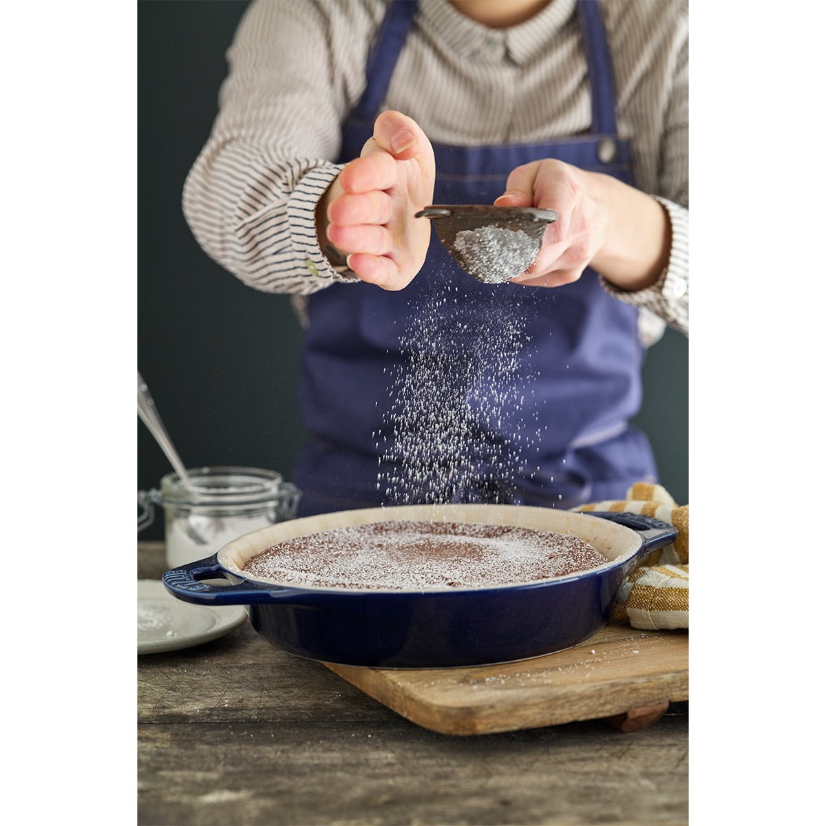 Pie form. 24cm, blå, keramikk - STAUB OVNSFORM 🇫🇷 - KERAMIKK - Me & Max AS