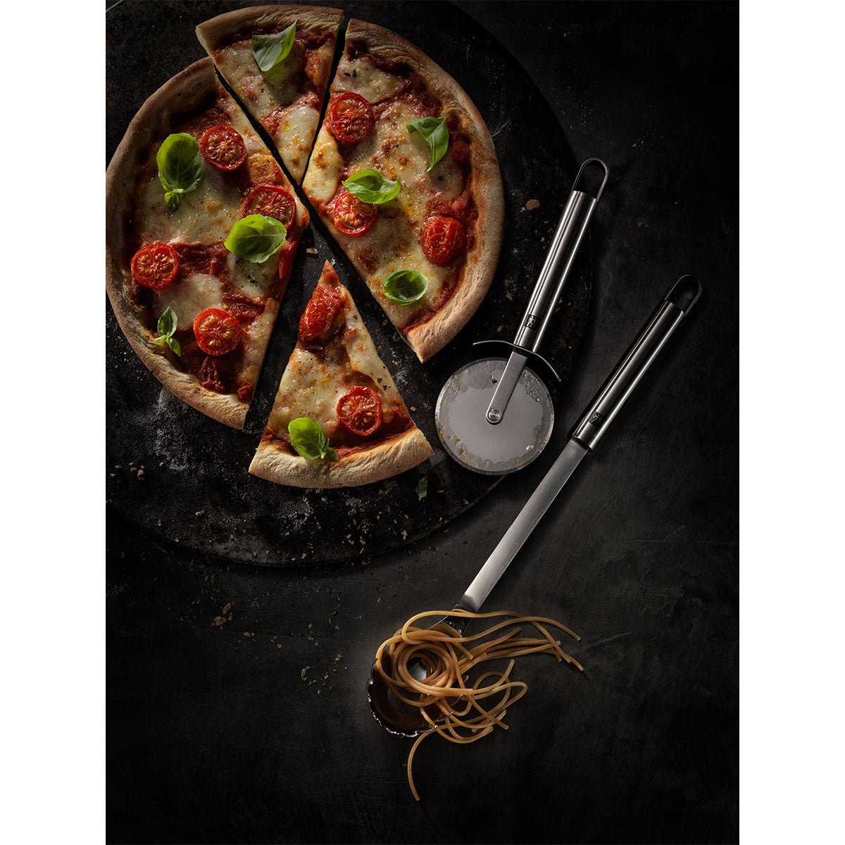 Pizzakutter - ZWILLING PRO - KJØKKENYTSTYR - Me & Max AS