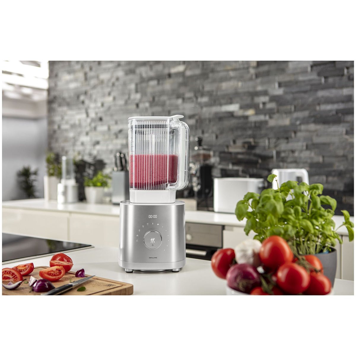 Power Blender, 1,8l, 1.600W, Sølvfarget - ZWILLING ENFINIG - KJØKKENYTSTYR - Me & Max AS