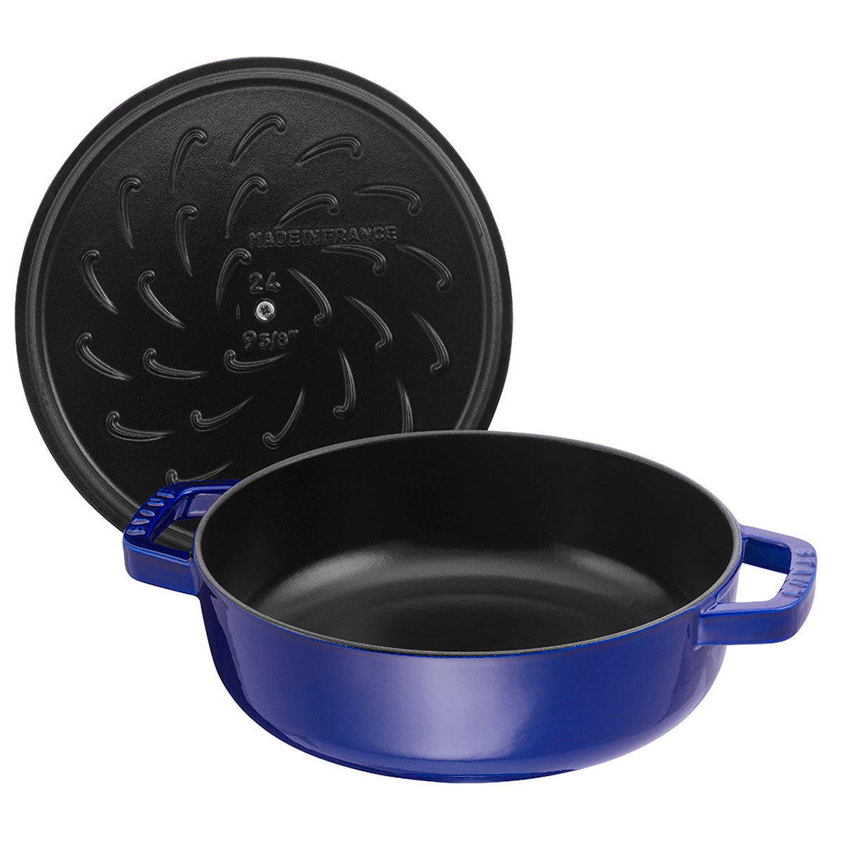 Sautepanne Chistera 24 cm / 2.4l, rund, Mørkeblå, støpejern - STAUB 🇫🇷 - GRYTE - Me & Max AS