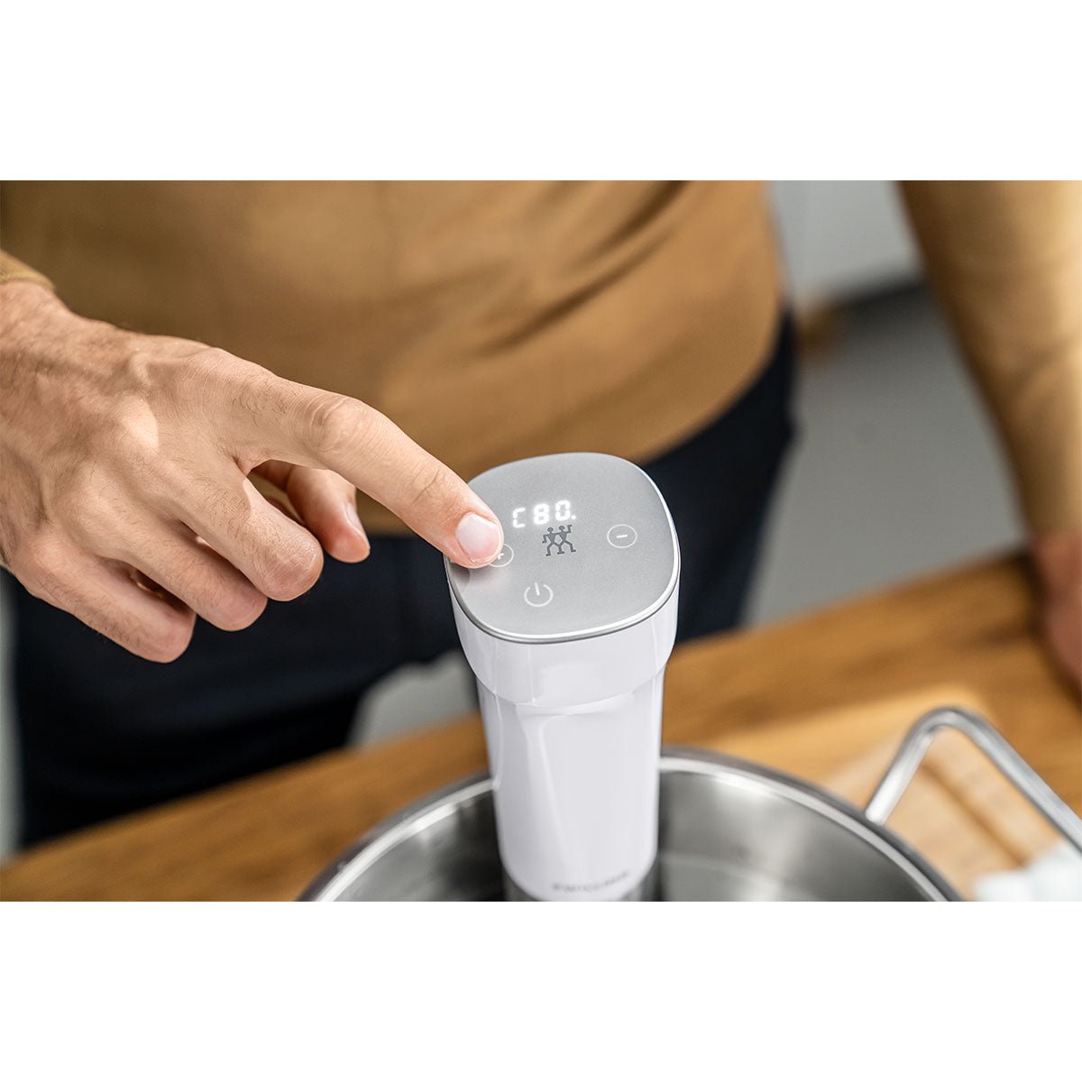 Sous Vide sirkulator, hvit - ZWILLING ENFINIGY - SOUSVIDE - Me & Max AS