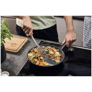 Stekepanne, 20 cm, Aluminium, Titanforsterket Keramisk Nonstick - belegg - ZWILLING MADURA PLUSS - STEKEPANNE - Me & Max AS