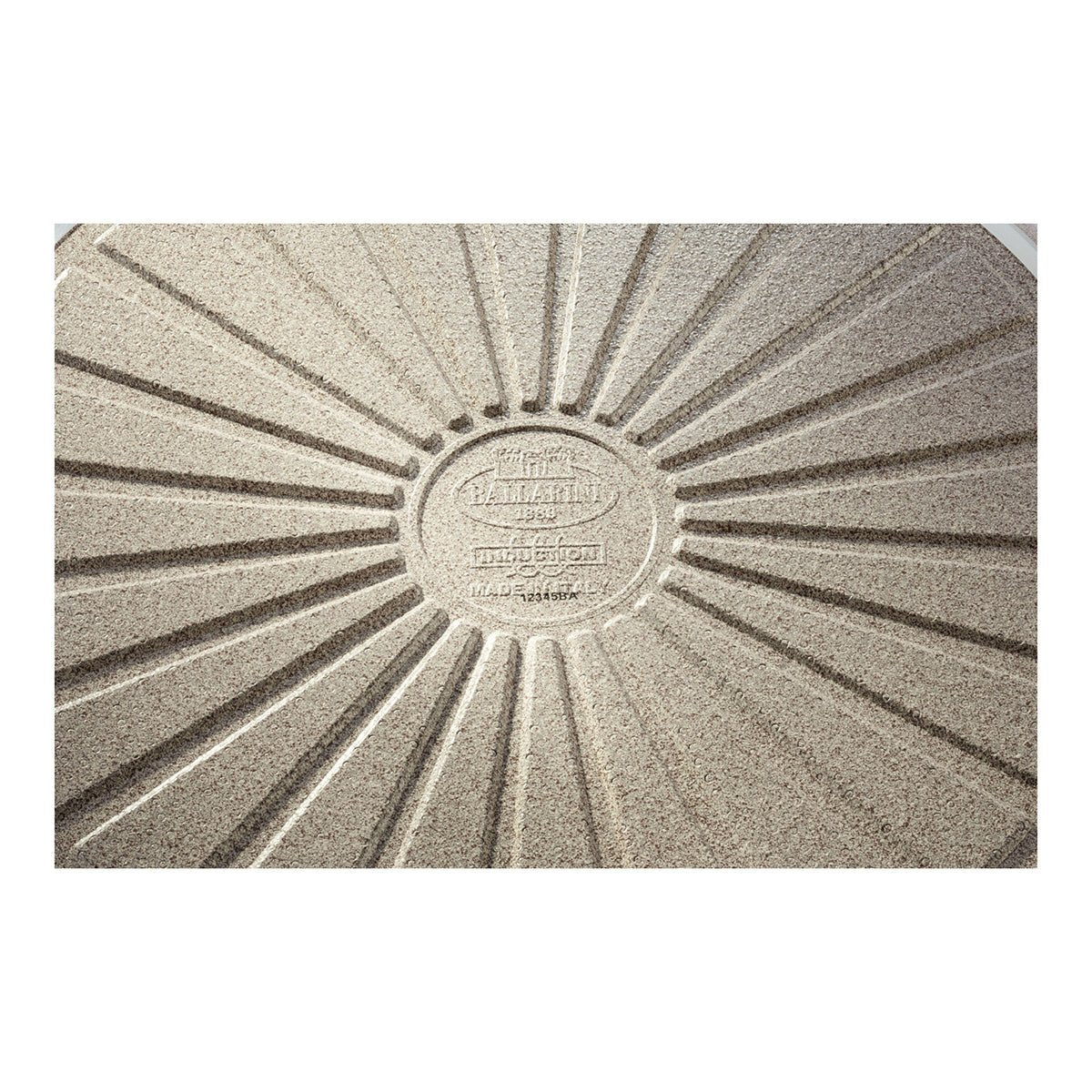 Wok, 28cm, aluminium, CERAFORCE Black non - stick - belegg - BALLARINI LEDRO - STEKEPANNE - Me & Max AS